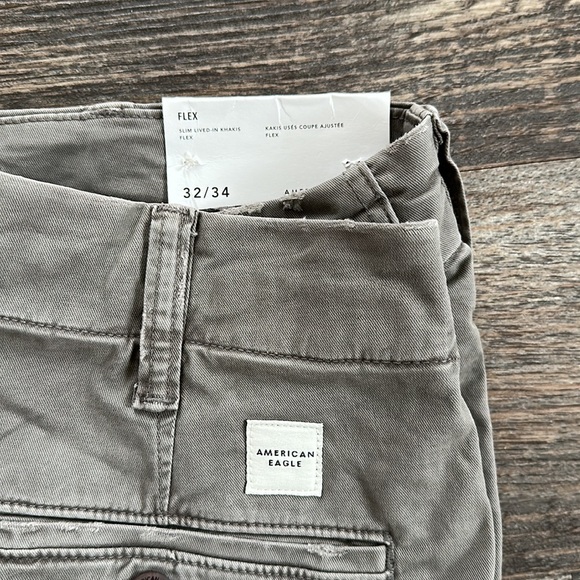 Slim Lived-in Khakis flex - Picture 4 of 4